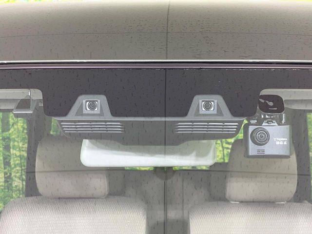 �y�X�Y�L �Z�[�t�e�B�T�|�[�g�z���s���ɑO���̎ԗ�����F�����A�Փ˂������Ȏ��͌x��ƃu���[�L�ŏՓˉ���Ɣ�Q�y�����A�V�X�g�B�����S�Ƀh���C�u�����y���݂��������܂��B