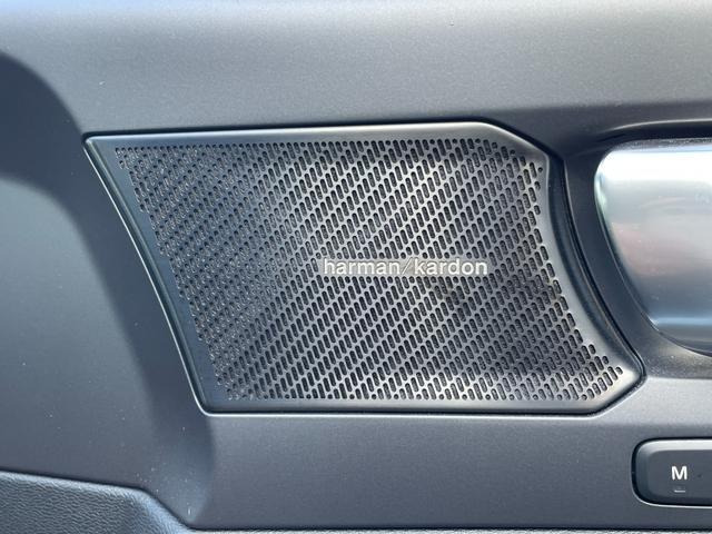 XC40T4 AWD インスクリプション 4WD