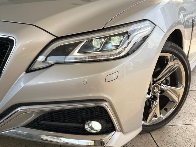 �y�O��LED�w�b�h���C�g�z�X�^�C���b�V���Ȍ����ڂ̎O��LED�w�b�h���C�g�𑕔���X�^�C�������łȂ��A��Ԃ̑��s�����E�ǍD�ň��S���Ă���肢�������܂��B