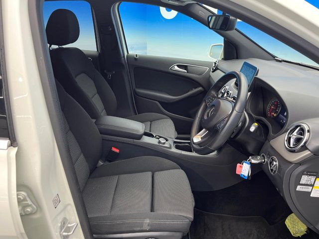 ���V�[�g�̎g�p��:�j��E�ւ�������Ȃ��A�����̒ʂ肫�ꂢ�ȏ�Ԃ��ێ����Ă���܂��B�܂��A�����N���[�j���O�E�R�[�e�B���O�����p�����������܂��B