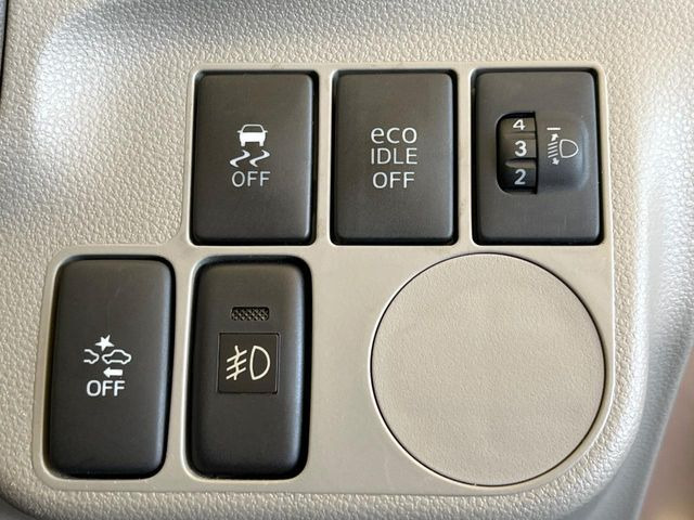 �y�A�C�h�����O�X�g�b�v�z�ԐM����a�؂Œ�Ԃ����ۂɃG���W�����~���A���ʂȔR���̏����}���܂��B�R��������ی�ɂȂ���@�\��G���W���̓u���[�L�𗣂��΍Ďn�����܂��B