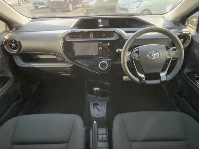 アクア1.5 S スタイルブラック