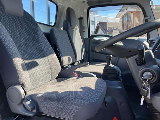 �؂��z�c���̖����L���C�ŉ��K�ȃV�[�g�ł��������ȃL���r������