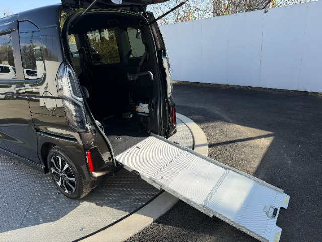 N-BOXカスタムG スロープ L ホンダセンシング