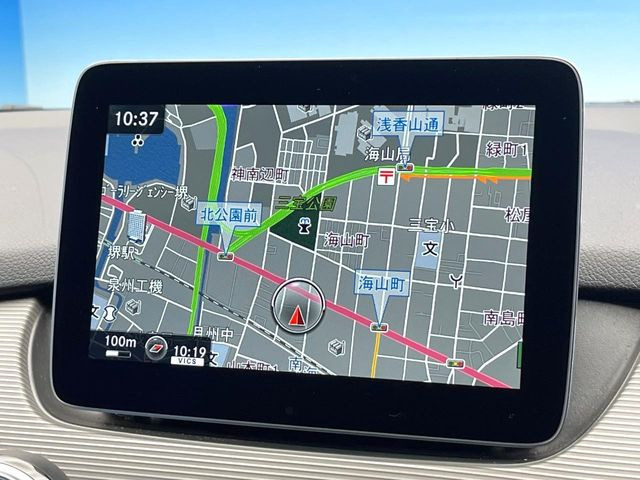 �������i�r:��̊��̂���i�r�́A����������ԓ������o���Ă���܂��B�I�[�f�B�I�@�\���[�����Ă���܂��̂ŁA�^�]�����y���߂܂���