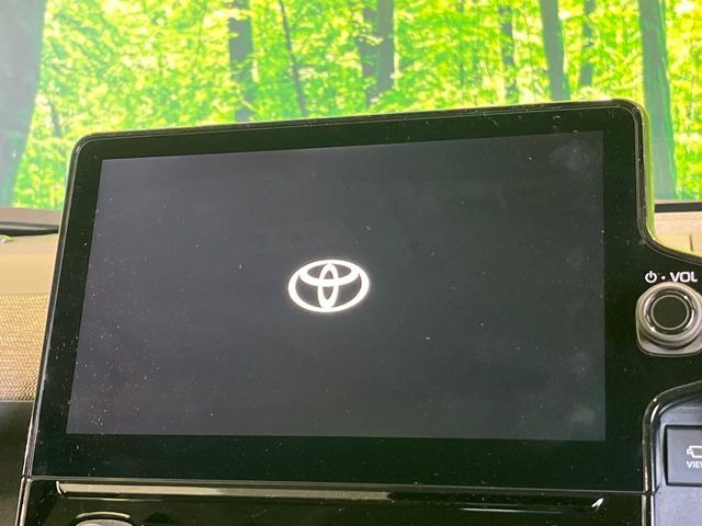 �y10.5�C���` �f�B�X�v���C�I�[�f�B�I�z���ʂ̃f�B�X�v���C��AppleCarPlay��AndroidAuto�����p�\�B�傫�ȉ�ʂŃX�}�z�i�r�A�v���������p���������܂���