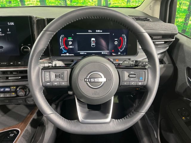 �y�����v�����X�e�A�����O�z�㎿�Ȋv���g�p���邱�ƂŁA��ɂ����������݂ƂĂ��^�]���₷���n���h���ł���