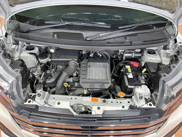 親切・丁寧な専門メカニックスタッフが応対!・車検・点検整備・事故等の修理などアフターサービスも安心。お車のカスタマイズもネクステージのサービススタッフまでご相談ください!