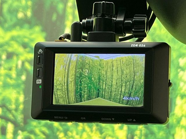 �y�h���C�u���R�[�_�[�z�h���C�u���R�[�_�[����!���s���͂������A������^�]�⎖�̂ɑ��������ہA�f���ŋL�^���A����̃��X�N�ɔ����܂��B���L�^�pSD�J�[�h�͂��q�l�����g�ł��������������K�v������܂��B