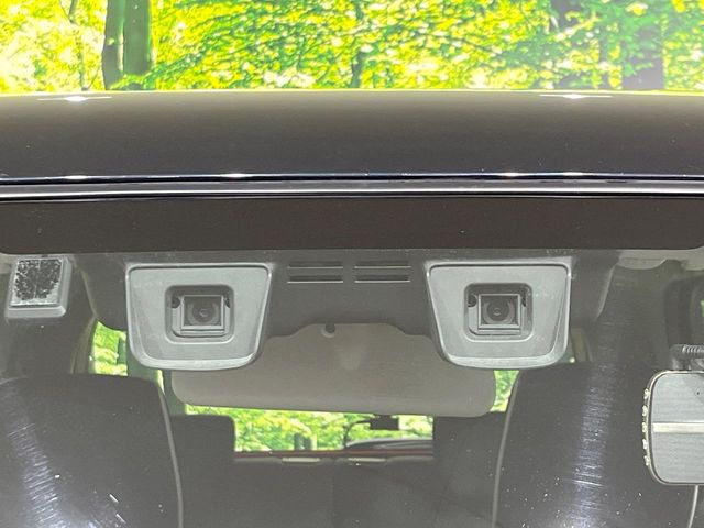 �y�f���A���J�����u���[�L�T�|�[�g�z���s���ɑO���̎ԗ�����F�����A�Փ˂������Ȏ��͌x��ƃu���[�L�ŏՓˉ���Ɣ�Q�y�����A�V�X�g�B�����S�Ƀh���C�u�����y���݂��������܂��B