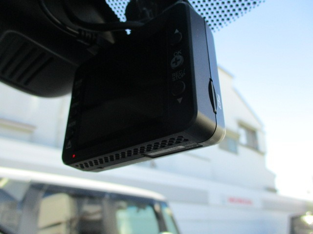 フリード+1.5 クロスター ホンダセンシング