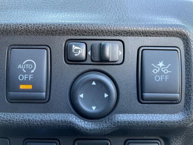 �y�G�}�[�W�F���V�[�u���[�L�z���s���ɑO���̎ԗ�����F�����A�Փ˂������Ȏ��͌x��ƃu���[�L�ŏՓˉ���Ɣ�Q�y�����A�V�X�g�B�����S�Ƀh���C�u�����y���݂��������܂��B