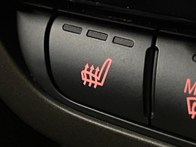 ���t�����g�V�[�g�q�[�e�B���O:�^�]�ȁE����ȋ��ɎO�i�K�Œ��߂��\�ȃV�[�g�q�[�^�[�𑕔����Ă���܂��B�G�߂��킸���K�ɂ��g�p���������܂��B