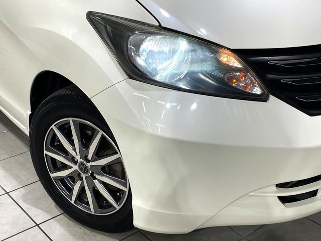 �yHID�w�b�h���C�g�z���ɖ��邭�O�����Ƃ炵�Ă����̂ŁA���V����Ԃ̑��s�������E�ǍD�ň��S���Ă���肢�������܂��B