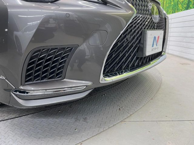 【モデリスタエアロ】人気のモデリスタエアロを装着!クルマの外観がよりスタイリッシュになり、街中で存在感あふれる1台に♪将来買い替える時にもリセールに影響しやすく、価値ある人気の装備です!