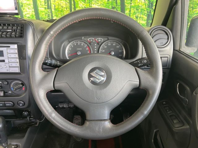 �y�����v�����X�e�A�����O�z�㎿�Ȋv���g�p���邱�ƂŁA��ɂ����������݂ƂĂ��^�]���₷���n���h���ł���