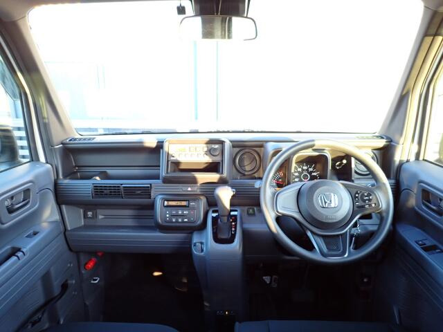 �C���p�l�摜�ɂȂ�܂��B�ԓ��͐��Ǝ҂ɂĎ����N���[�j���O�{�H�ς݂Ȃ̂ŁA��ϐ����ł��B