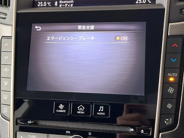 �y�G�}�[�W�F���V�[�u���[�L�z���s���ɑO���̎ԗ�����F�����A�Փ˂������Ȏ��͌x��ƃu���[�L�ŏՓˉ���Ɣ�Q�y�����A�V�X�g�B�����S�Ƀh���C�u�����y���݂��������܂��B