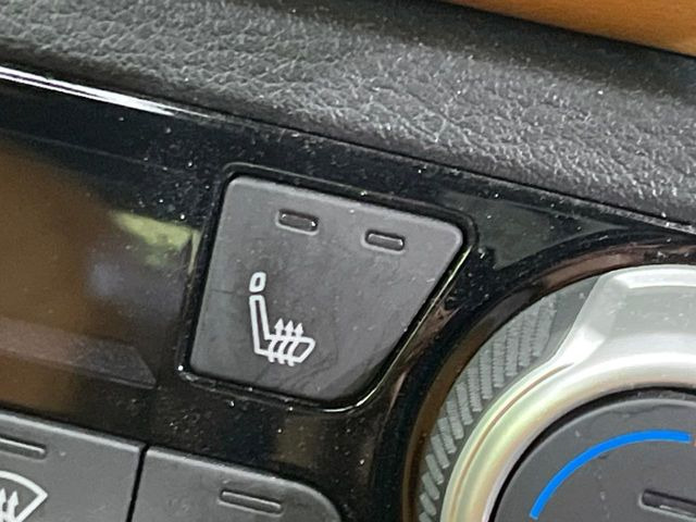 �y�V�[�g�q�[�^�[�z�������ɏd�󂷂�V�[�g�q�[�^�[!�G�A�R����葁�����܂��Ă����̂Ŋ�����̐l�����S�ł��ˁ�G�A�R���̉����͊������邩����A�Ƃ������ɂ����������߂ł��B