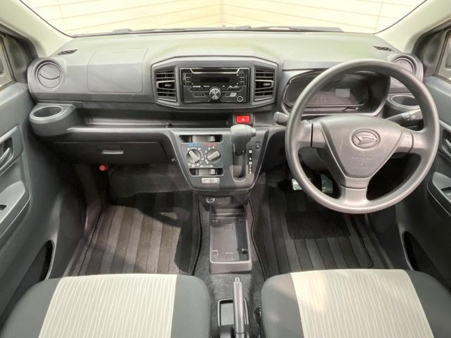 �O���[�v���݌ɐ���30,000��!!�S���̌n��X���烁�[�J�[�E�Ԏ��킸���Љ�o����̂ŁA���Ȃ��Ƀs�b�^���̂��Ԃ�������͂��ł���܂��͂��₢���킹��������