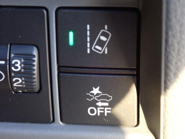 �Փˉ���y���u���[�L�A���s���ɑO���̎ԗ�����F�����A�Փ˂������Ȏ��͌x��ƃu���[�L�ŏՓˉ�����A�V�X�g�B�����S�Ƀh���C�u�����y���݂��������܂���