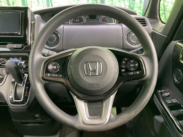 �y�X�e�A�����O�X�C�b�`�z�^�]���A�O������ڐ������炷���ƂȂ��A�I�[�f�B�I���̑��삪�\�ȕ֗��@�\!���S&���K�ȃh���C�u�����o���Ă���܂���