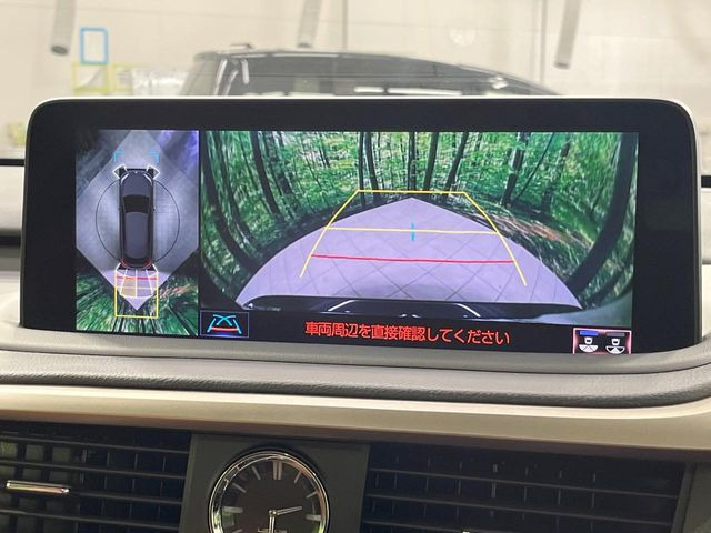 �y�p�m���~�b�N�r���[���j�^�[�z��p�̃J�����ɂ��A�ォ�猩���낵���悤�Ȏ��_��360�x�N���}�̎��͂��m�F���邱�Ƃ��ł��܂������p�������m�F���₷���A�����ꏊ�ł̐؂�Ԃ��⒓�Ԃ��X���[�Y�ɍs���܂��B