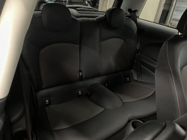 ���㕔���Ȃ��C�ɂȂ�悤�ȃL�Y�E�����ւ��蓙�A�傫�ȃ_���[�W�͂Ȃ��A�ǍD�ȏ�Ԃł��B