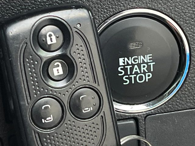 �y�L�[�t���[�V�X�e���z�J�o����|�P�b�g�ɓ��ꂽ�܂܂ł��h�A�̎{���E�������\�ȃX�}�[�g�L�[�𑕔��B�G���W���̃I���E�I�t�����J�M�����o���K�v����������Ƃ��Ă��֗��ł���