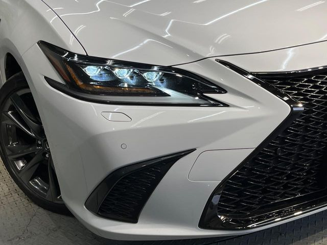 �y�O��LED�w�b�h���C�g�z�X�^�C���b�V���Ȍ����ڂ̎O��LED�w�b�h���C�g�𑕔���X�^�C�������łȂ��A��Ԃ̑��s�����E�ǍD�ň��S���Ă���肢�������܂��B