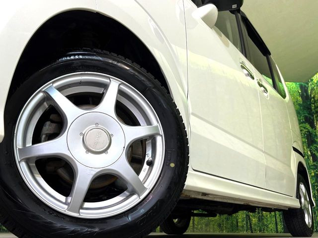 �O�ςɃ}�b�`�����A���~�z�C�[���𑕒����Ă���܂��B�e��A���~�z�C�[����A�X�^�b�h���X�^�C�����戵�����Ă���܂��B���񂲑��k����������