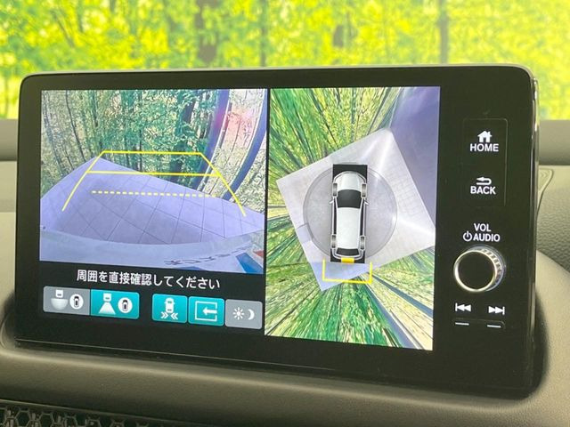 【アラウンドビューモニター】専用のカメラにより、上から見下ろしたような視点で360度クルマの周囲を確認することができます☆縦列駐車や幅寄せ時に活躍してくれます♪