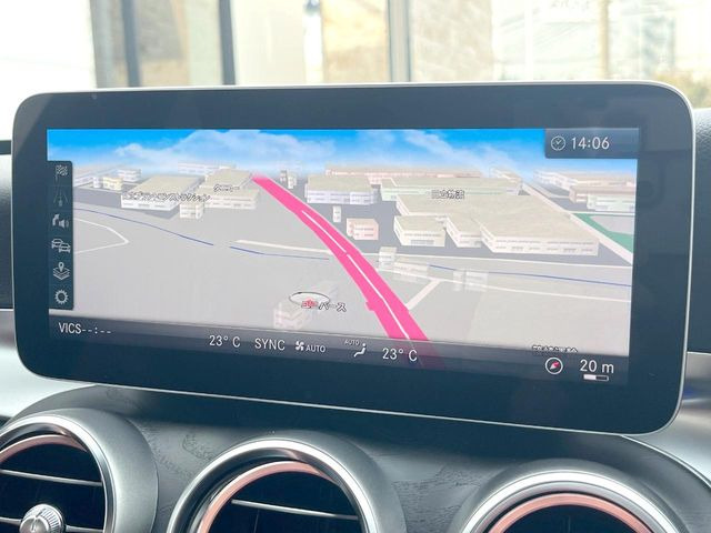 �������i�r:��̊��̂���i�r�́A����������ԓ������o���Ă���܂��B�I�[�f�B�I�@�\���[�����Ă���܂��̂ŁA�^�]�����y���߂܂���