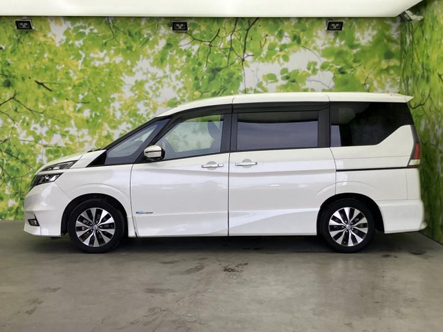 セレナ2.0 ハイウェイスター Vセレクション