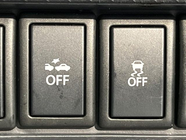 �y�X�Y�L �Z�[�t�e�B�T�|�[�g�z���s���ɑO���̎ԗ�����F�����A�Փ˂������Ȏ��͌x��ƃu���[�L�ŏՓˉ���Ɣ�Q�y�����A�V�X�g�B�����S�Ƀh���C�u�����y���݂��������܂��B