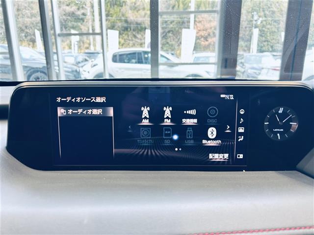 UX250h Fスポーツ 4WD