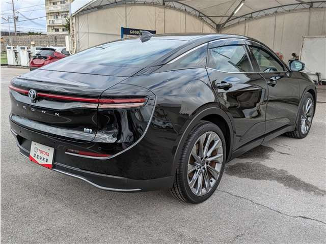 クラウンクロスオーバー2.5 G アドバンスト レザー パッケージ E-Four 4WD