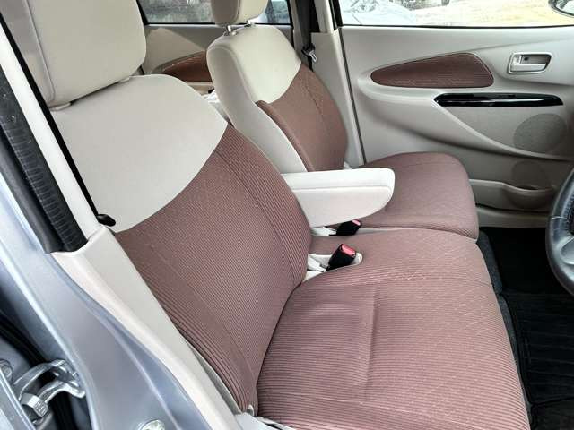 ���̋Ǝ҂ɂ������ې􂢁A�V�[�g�̃^�o�R�Ȃǂɂ��R�Q���̃��y�A��(�L��)�������Ă���܂��B