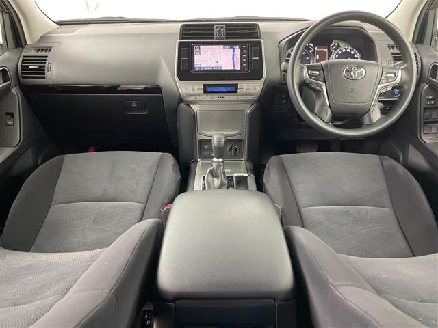 ランドクルーザープラド2.8 TX ディーゼル 4WD