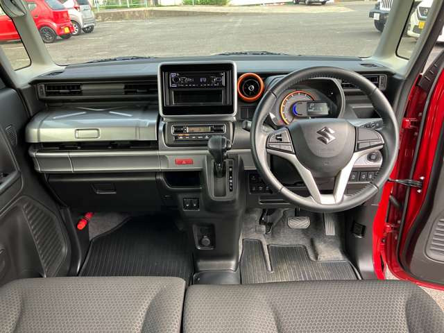 �܂Ƃ܂�̂���C���p�l�f�U�C���B�e��̃X�C�b�`�ނ��g���₷���ʒu�ɔz�u����A���K�ȑ������񋟂��܂�!