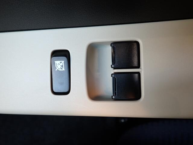 �O�Ȃ̑��̊J�͓d���ɂȂ�܂��̂ŁA�֗��ł���ˁB