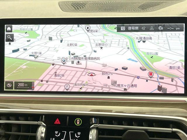 �������i�r:��̊��̂���i�r�́A����������ԓ������o���Ă���܂��BBluetooth�Đ��ȂǃI�[�f�B�I�@�\���[�����Ă���܂��̂ŁA�^�]�����y���߂܂���