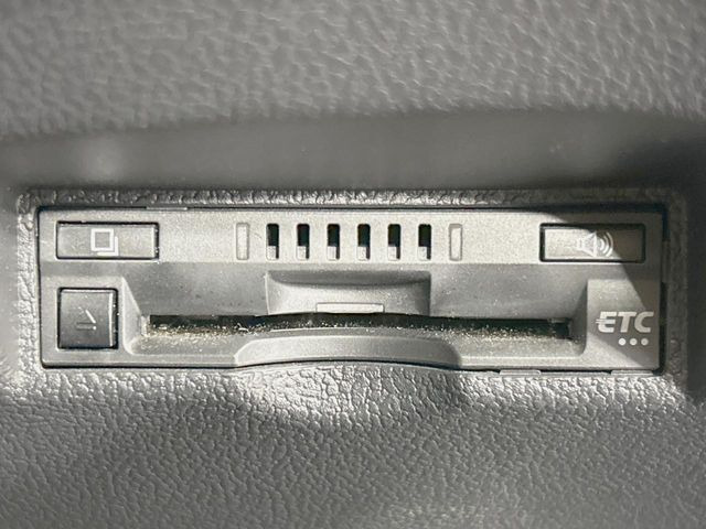 【ETC】高速道路の料金所をストレスなく通過!話題のスポットやサービスエリアに多い「スマートIC」利用時は必須のアイテムです。当店でセットアップを実施、ご納車当日からすぐにご利用いただけます!