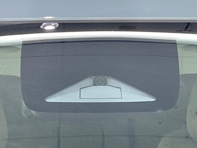 �y�Փˌy�����u�z���s���ɑO���̎ԗ�����F�����A�Փ˂������Ȏ��͌x��ƃu���[�L�ŏՓˉ���Ɣ�Q�y�����A�V�X�g�B�����S�Ƀh���C�u�����y���݂��������܂��B