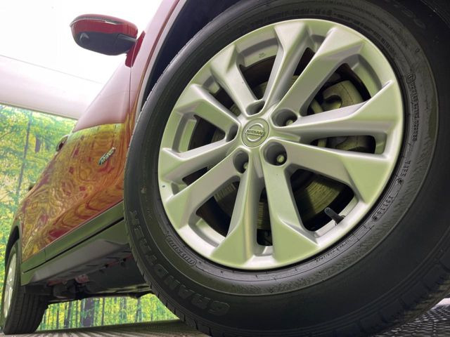 �y����17�C���`�A���~�z�C�[���z�O�ςɃ}�b�`���������A���~�z�C�[���𑕒����Ă���܂��B�e��ЊO�A���~�z�C�[����A�X�^�b�h���X�^�C�����戵�����Ă���܂��B���񂲑��k����������