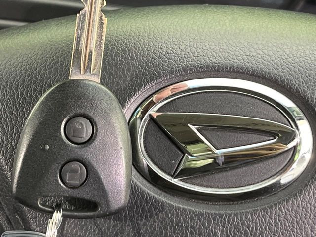 �y�L�[���X�z�������ꂽ�ꏊ����ł��{�^����Ńh�A�̊J���E�{�����ł���̂łƂ��Ă��֗�!�h�A�̌�������ɏ������邱�Ƃ�����܂����