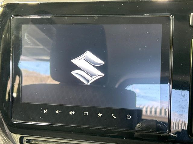 �y�������ʃi�r�z�l�C�̑�^9�C���`�i�r�𑕔��B���݊��̂�����ʂ̓C���p�N�g��!�i�r���p���̃}�b�v�\���͌��₷���A�e���r��DVD�͗Տꊴ���A�b�v!�����̃h���C�u���O�b�Ɗy�����Ȃ�܂���