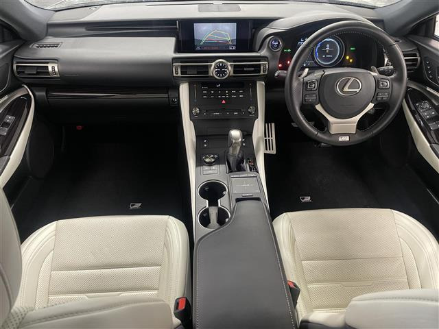 RC300h Fスポーツ