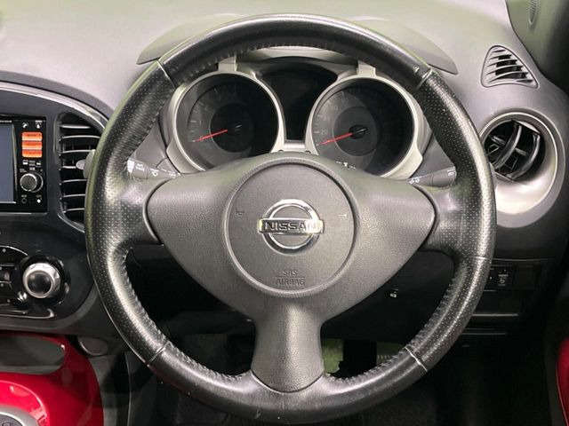 �y�����v�����X�e�A�����O�z�㎿�Ȋv���g�p���邱�ƂŁA��ɂ����������݂ƂĂ��^�]���₷���n���h���ł���