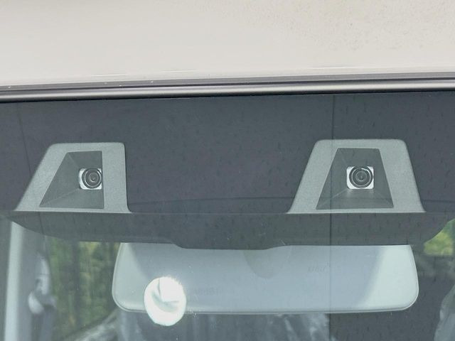 �y�X�Y�L �Z�[�t�e�B�T�|�[�g�z���s���ɑO���̎ԗ�����F�����A�Փ˂������Ȏ��͌x��ƃu���[�L�ŏՓˉ���Ɣ�Q�y�����A�V�X�g�B�����S�Ƀh���C�u�����y���݂��������܂��B